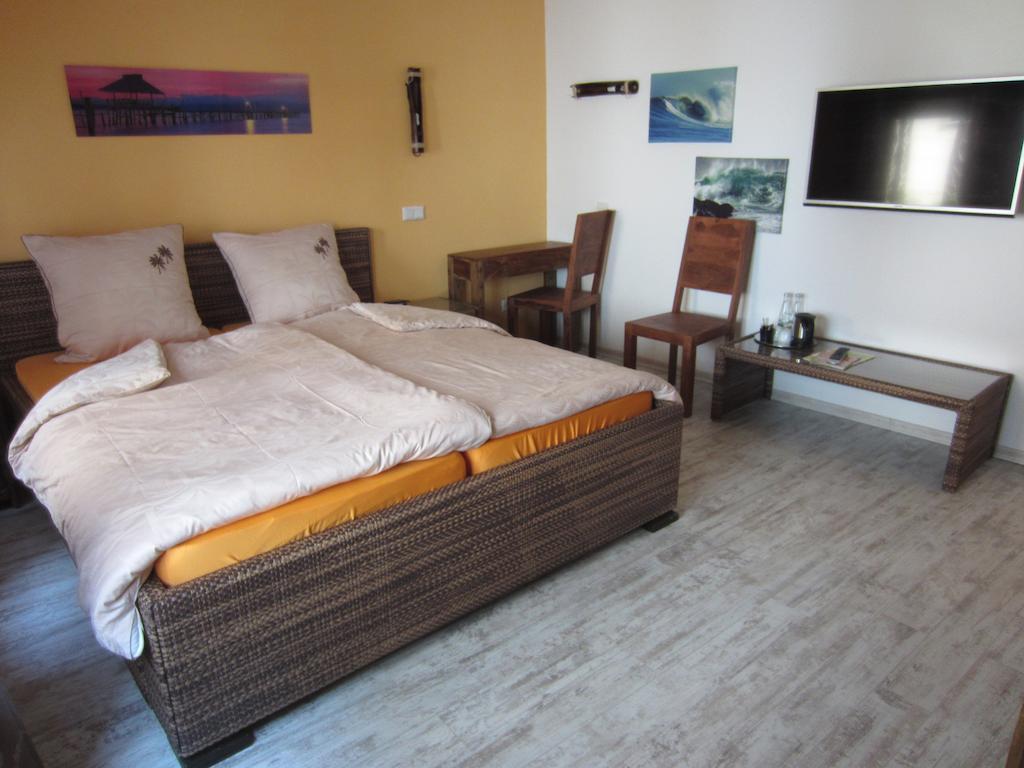 Cleo'S Hotel קלשטאדט חדר תמונה