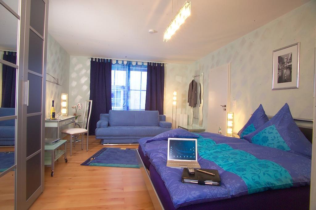 Cleo'S Hotel קלשטאדט חדר תמונה